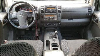 NISSAN NAVARA D40 - 2
