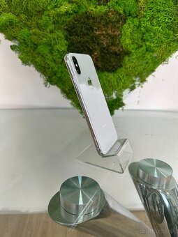 Apple iPhone X 84GB Silver - 2