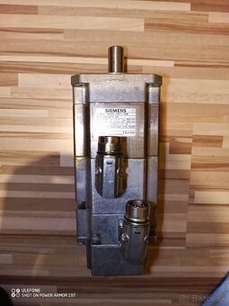 1FK7042-5AF71-1EH0  SIEMENS SERVO - 2