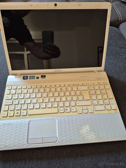Predam sony vaio - 2