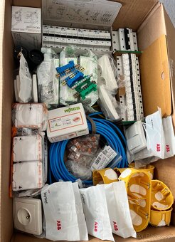 Elektroinštalačný materiál, legrand, schneider, eaton, cyky - 2