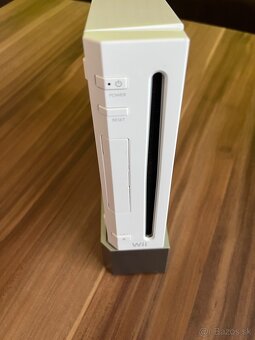 Nintedo Wii + hry - 2