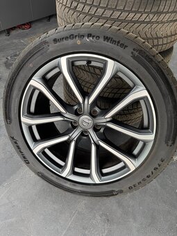 275/45 R20 - 2
