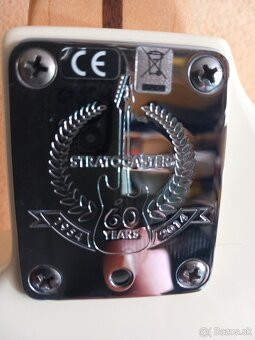 Predám ele.giraru Fender Stratocaster USA - 2