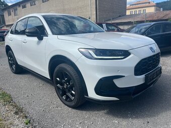 ZR-V SPORT 2.0 benzín e:HEV - REZERVOVANÉ - 2