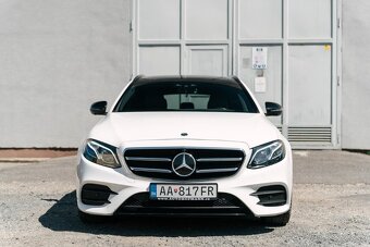 Mercedes-Benz E 220d Kombi 4MATIC A/T - 2