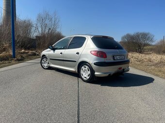 Peugeot 206 1.1 benzin - 2