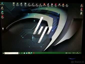 HP s i3-4130, 8GB RAM, 320HDD,Grafická: AMD R7 200-4GB VRAM - 2