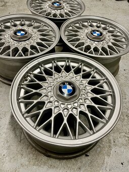 bmw e30 4x100 r15 style 5 styling 5 pavuciny - 2