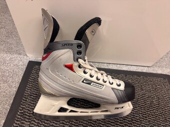 BRUSLE BAUER VAPOR SPEED vel. 44,5/9 - 2