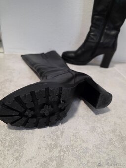 Čierne vysoké čižmy Lasocki - 2