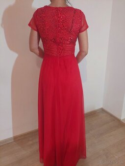 Spolocenske cervene saty - 2