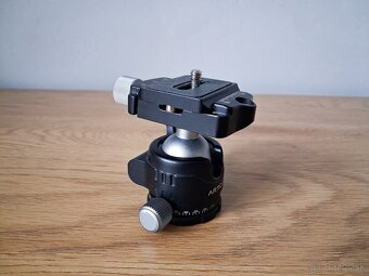 Statívová hlava - 2