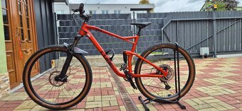 Celoodpružený horský bicykel značky CUBE - 2