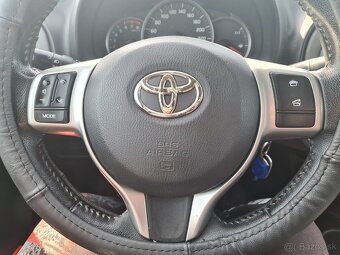 Toyota yaris - 2