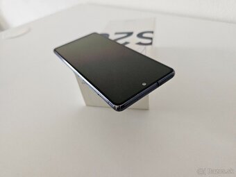 Samsung Galaxy S20 FE - 2