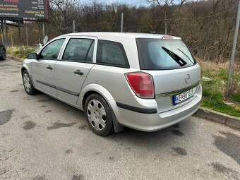 Opel astra h - 2