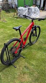 GHOST Nirvana Essential - Riot Red / Dark Red, model 2021 - 2
