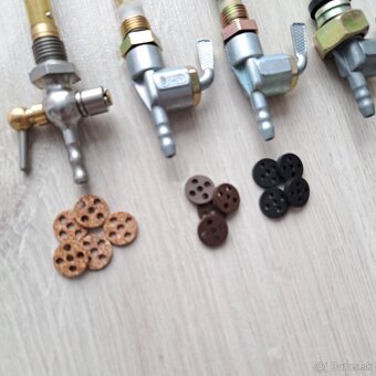 Benzinový kohutik JAWA CZ Kývačka, Panelka, Perák, SIMSON, - 2