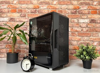 Ryzen 7 3800XT \16GB\RTX 2080Ti\SSD\850W Zdroj - 2