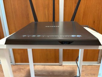 Výkonný wifi router Netgear R7000 (AC1900) - 2