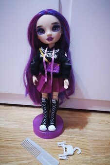 Predám bábiky RAINBOW HIGH mix. 20e/ks - 2