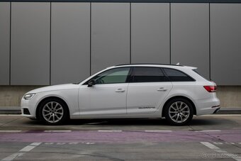 Audi A4 Avant 40 2.0 TDI quattro S tronic - 2
