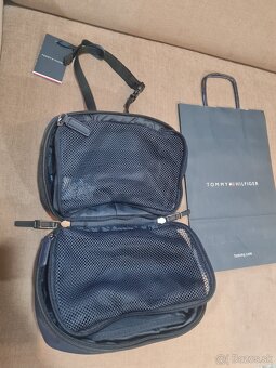Tommy Hilfiger taštička - 2
