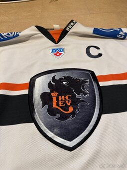 Dres Ľubomíra Bartečka - 2