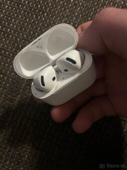 AirPods 4 - 2
