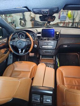 Mercedes Benz 350 D - 2