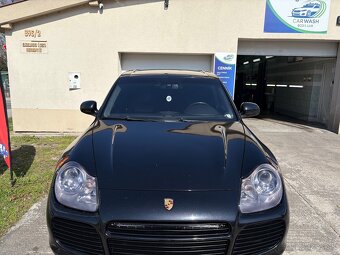Porsche Cayenne - 2