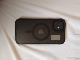 Predám iphone 11 - 2