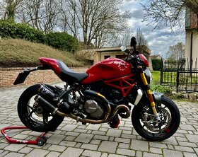Ducati Monster 1200S - 2
