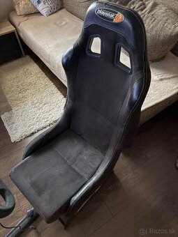Predam Thrustmaster T300 Ferrari a Playseat Evolution - 2
