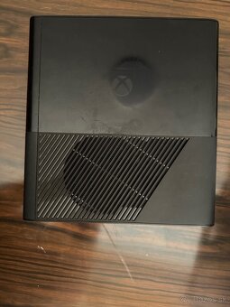 Xbox 360 + Hry - 2