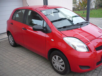 Predám Toyotu Yaris 2009 s malým nájazdom - 2