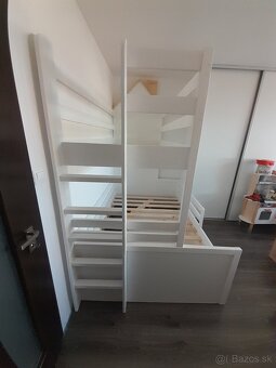 Krásna poschodova postel - 2