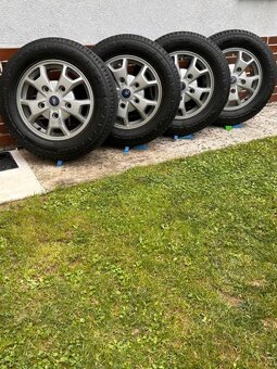 Predám letné pneumatiky MICHELIN 215/65 R16 C - 2