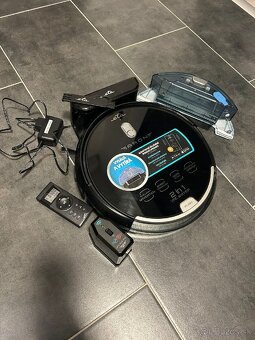 Robotický vysávač Eta - Aron - 2
