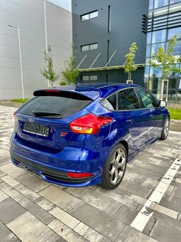 Ford Focus 2.0 ST - 2