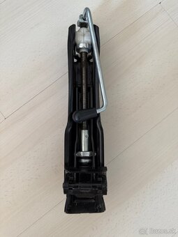 Predám zdvíhak na VW - 2