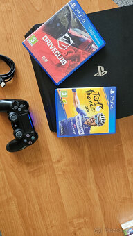 Sony Playstation 4 Pro 1TB + joypad a hry - 2