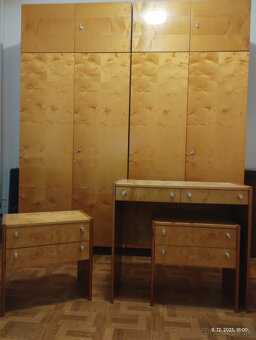 Stare zachovale skrine - 2