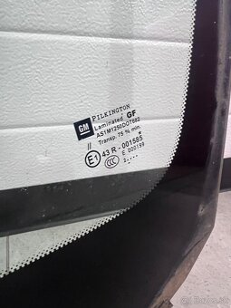 Opel Astra J čelne sklo - 2