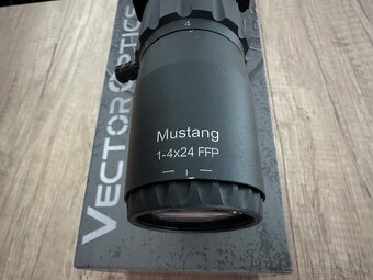 Puškohlad Hawke,Vector - 2