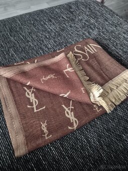 Yves Saint Laurent šál - 2