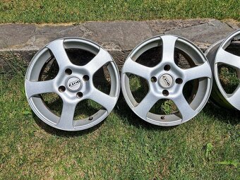 Elektrony Dotz 15 - 4x114,3 plus krytky Dotz - 2