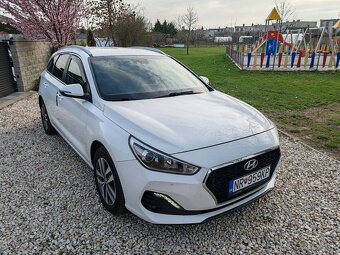 Hyundai i30 combi 1.6crdi - 2