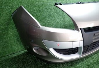 renault scenic nárazník 2009-13 - 2